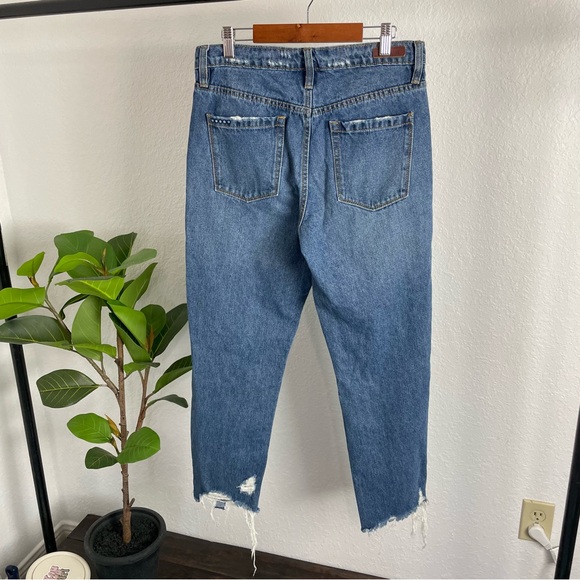 Blank NYC The Straight Up Distressed Knee and Ankles Jeans Size 27 - Picture 8 of 12